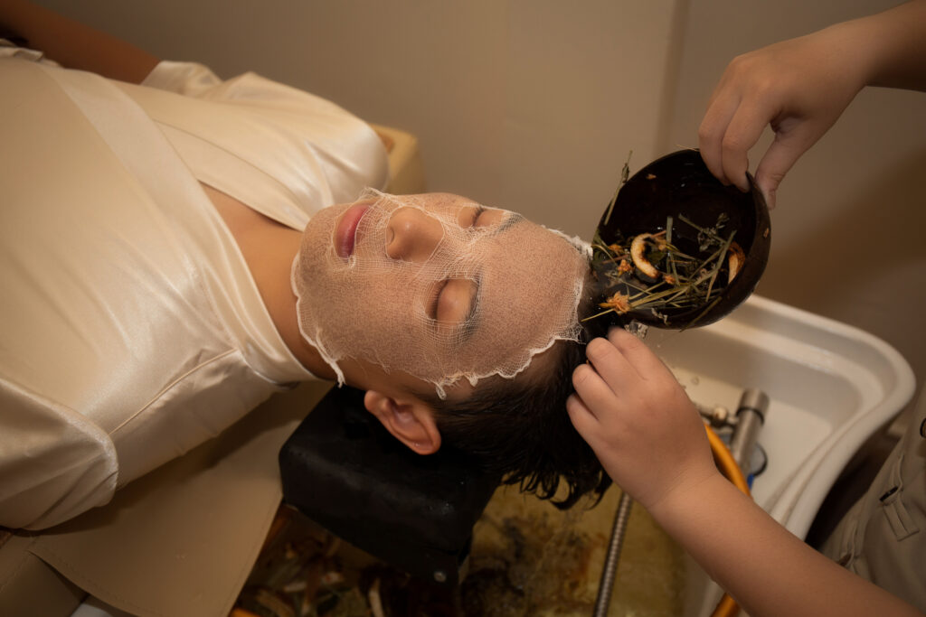 Spa gội đầu thảo dược – Bí quyết chăm sóc tóc và thư giãn toàn diện 2 FIM 9048 23 50